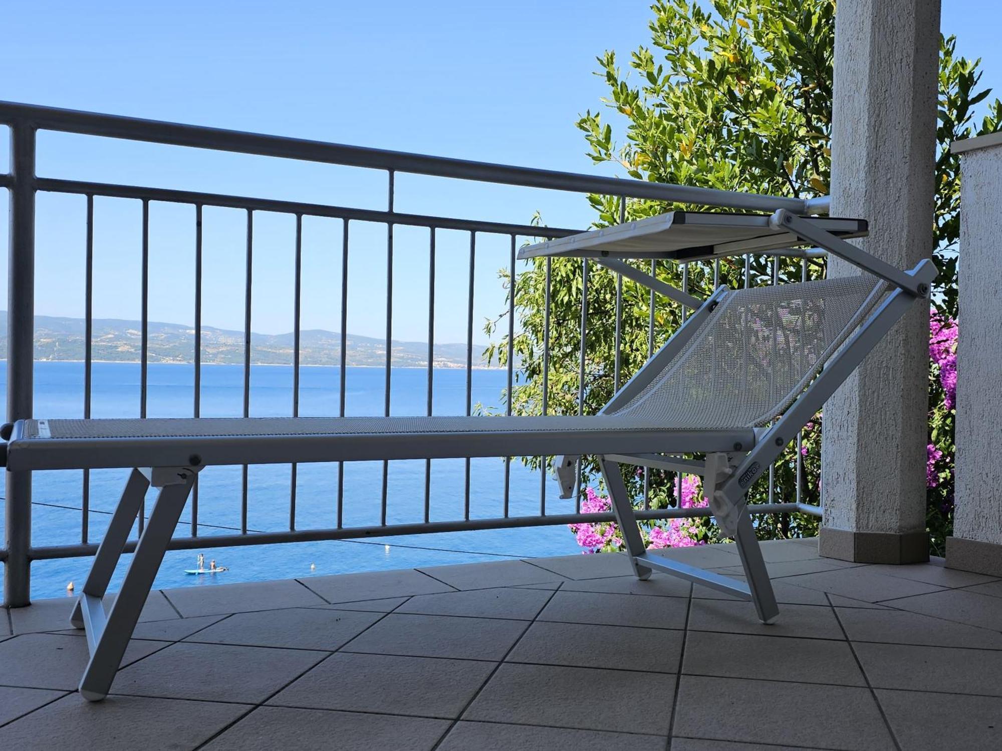 Beach Apartments Mika Локва-Рогозниця Екстер'єр фото