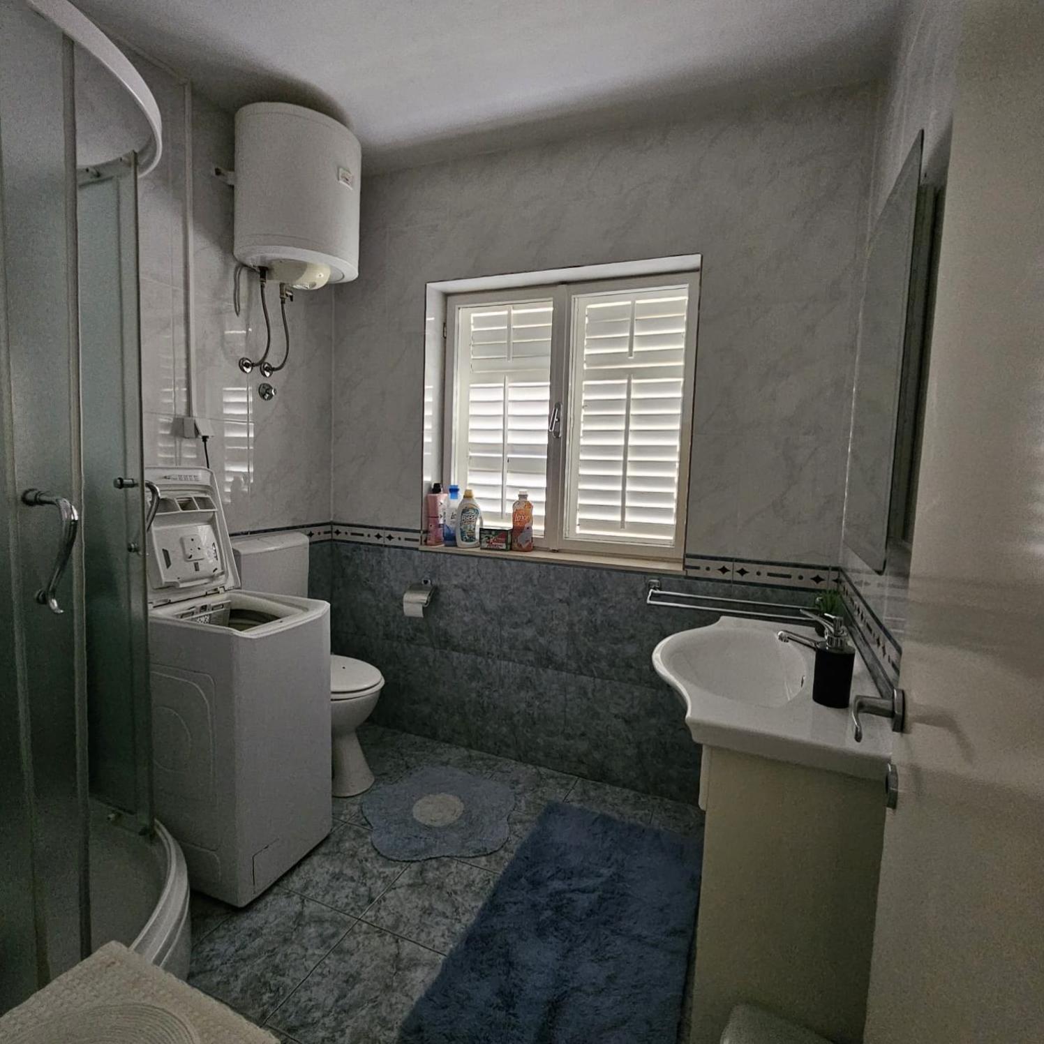 Beach Apartments Mika Локва-Рогозниця Екстер'єр фото