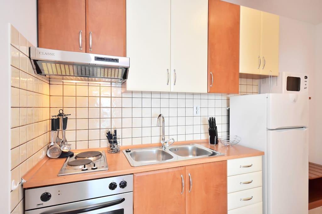 Beach Apartments Mika Локва-Рогозниця Екстер'єр фото